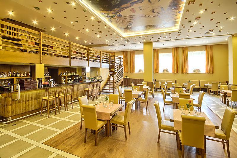 Pokoje-Restauracja Salomon Hotel Opole Exterior foto